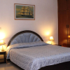 Отель Aristocrat Inn, фото 3