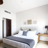 Отель Full SEA Views! Gorgeous 2BR in JBR - Sleeps 6, фото 7