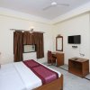 Отель OYO 9585 Hotel Kavya Palace, фото 22