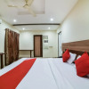 Отель OYO 11233 Krs Nest Luxury Rooms, фото 25