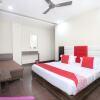 Отель OYO Rooms Queens Road Near OBC Bank, фото 6