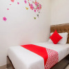 Отель OYO 13540 Golden Palace, фото 10