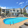 Отель Scarborough Beach Front Resort - Shell Seven, фото 12