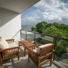 Отель Escape Condominiums Beachfront Suites - Mae Phim, фото 29