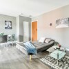 Отель Stunning 2BR - King Bed Apt - Central Location, фото 10