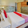 Отель OYO 37012 Hotel Bali Resorts, фото 27