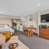 Отель Gatehouse on the Bay - Christchurch Holiday Unit, фото 6