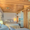 Отель Updated Glen Arbor Cottage on Lake: Dock & Mooring, фото 18