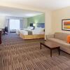 Отель Holiday Inn Express Hotel & Suites Huntsville West - Research Pk, an IHG Hotel, фото 4