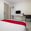 Отель Maleo Kostel Bandung by RedDoorz, фото 7