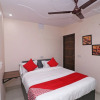 Отель Jaypee Studios by OYO Rooms, фото 2