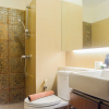 Отель Spacious 2BR GP Plaza Apartment, фото 7