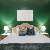 Отель Exquisite 4 Bedroom Luxury Condo - Just Steps from the French Quarter, фото 16