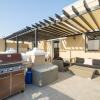 Отель Nasma Holiday Homes - Al Hamra Village, фото 20