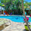 Отель Coconut Grove Beach Resort Suite 4, фото 10