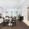 Отель Light-filled Converted Warehouse 2 Bedroom Apartment in Prahran, фото 8