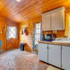 Отель Bisbee Vacation Rental w/ Mountain Views & Sunroom, фото 13