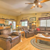 Отель Rustic Cabin w/ Deck ~ 4 Mi to Old Town Flagstaff!, фото 2