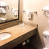 Отель Comfort Inn & Suites Harrisonville, фото 8
