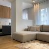 Отель Centrally located Glamorous Bright APT near Bazaar, фото 2