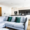Отель Monterey Residence - Stunning, Duplex Apartment in the Heart of Kendal, фото 5