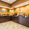 Отель Comfort Suites At WestGate Mall, фото 33