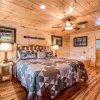 Отель Smoky Mountain Dream - Five Bedroom Cabin, фото 12
