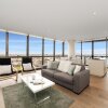 Отель Melbourne Lifestyle Apartments - Best Views on Collins, фото 8