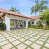 Отель Casa de Campo Villa Luxurious Property up to 12 People With Pool Jacuzzi BBQ Golf, фото 26