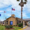 Отель Americas Best Value Inn West Columbia, фото 13