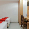 Отель RedDoorz Plus near Galaxy Bekasi, фото 18