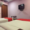 Отель OYO 382 Madhura Inn, фото 6