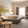 Отель Country Inn & Suites by Radisson, Greensboro, NC, фото 24