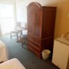 Отель White River Inn and Suites, фото 1