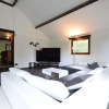 Отель Spacious Holiday Home La Roche-en-Ardenne with Pool, фото 3