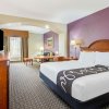 Отель La Quinta Inn & Suites by Wyndham Gainesville, фото 41