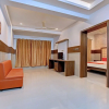 Отель Capital O 26230 Hotel Nirvikalpa, фото 11