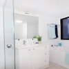 Отель Unit 1 'Phoenix Apartments', Coolum Beach, фото 10