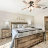 Отель Fredericksburg Home w/ Hot Tub - 1 Mi to Dtwn, фото 2