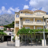 Отель Ivi - big Parking and Courtyard - SA2, фото 1