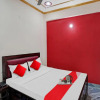 Отель OYO Flagship 701007 Star Guest House, фото 4
