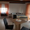 Отель Köln-Bonn Appartment 2 в Весселинге