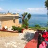 Отель 9 Muses Sea View Studios Benitses Corfu, фото 1