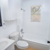 Отель Explore Pearl 2br/2ba Near DT and Riverwalk, фото 8