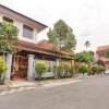 Отель SPOT ON 90539 Taman Borobudur Guest House в Маланге