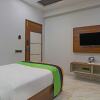 Отель Treebo Abhi Suites, Guntur, фото 3