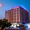 Отель Jarzez Hotel Apartments, фото 1