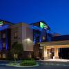 Отель Holiday Inn Express Hotel & Suites Lewisburg, an IHG Hotel в Льюисбурге