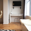 Отель Cloud 9 - Inner City Townhouse, фото 3