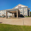 Отель Comfort Suites Lewisville, фото 1